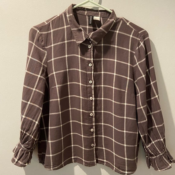 H&M Divided Geometric Button-down blouse grey & white plaid size 2 - Picture 7 of 11